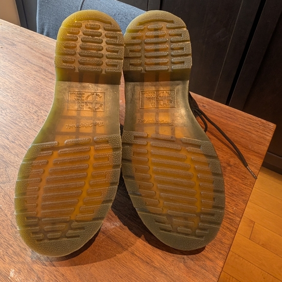 Dr. Martens 1460 Smooth Leather Boots - unworn - Picture 2 of 6